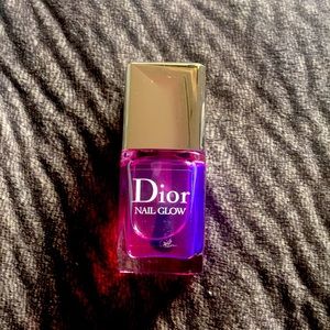 The original nail glow by Dior